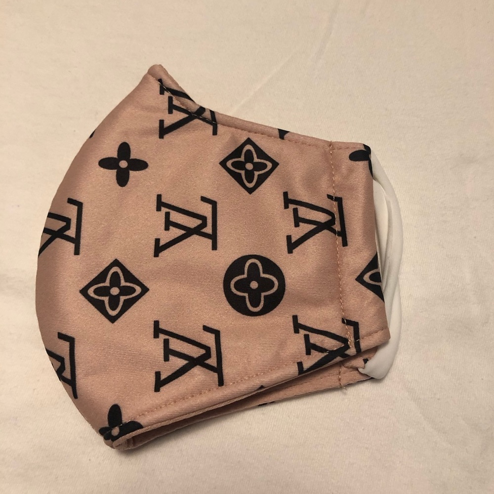 3 layers Luxury Face mask beige/black